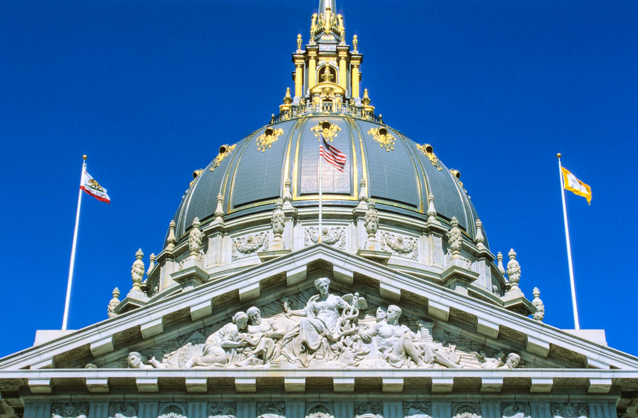 12   Kuppel des Rathauses (City Halll) (Neu)